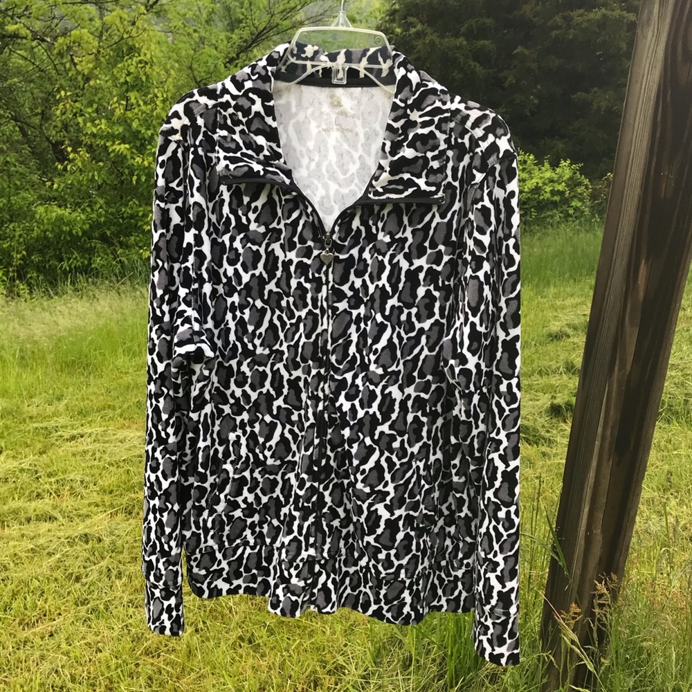 Fuzzy soft black& gray leopard full zip zip jacket